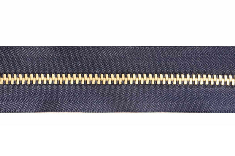 Cierre Latón en Cadena